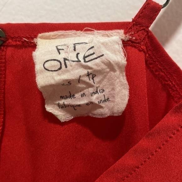 FREE People One Red Tank XS V Neck Adjustable Shoulder Straps 🌟 - Picture 2 of 5